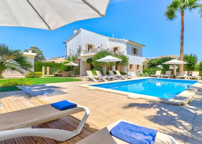 Llenaire Nine Villa *