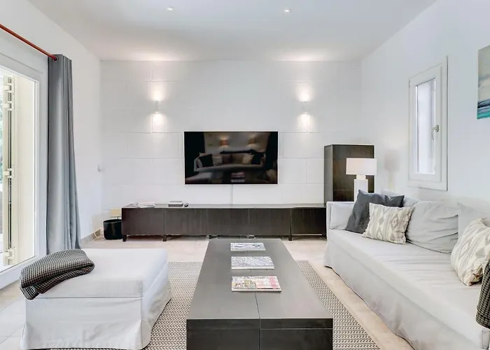 Llenaire Nine Pollença