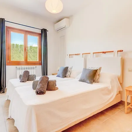 Llenaire Nine Pollença