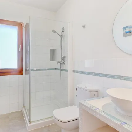 Llenaire Nine Villa *