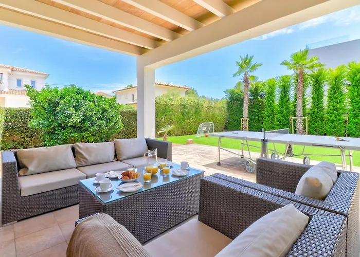 Willa Llenaire Nine *